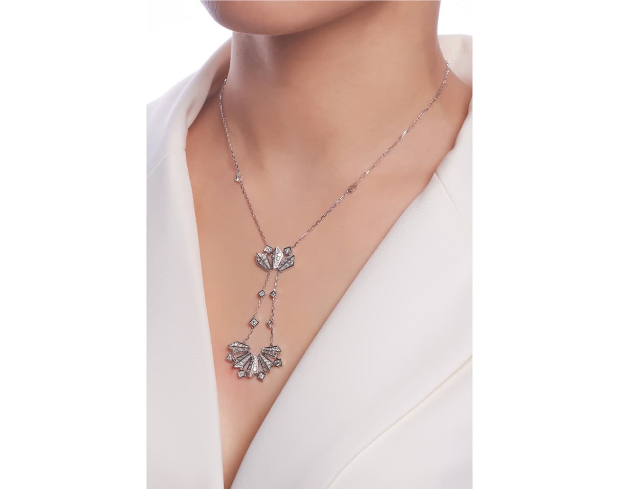necklace model NE00607.jpg